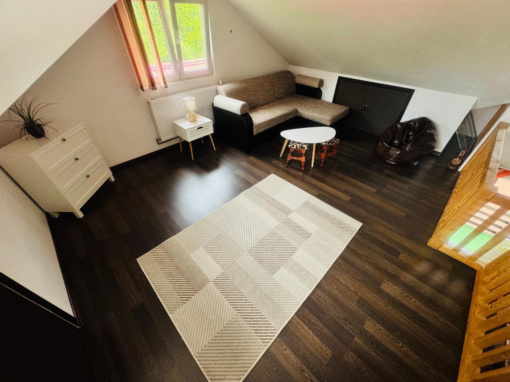 River Apartment Синая Екстериор снимка