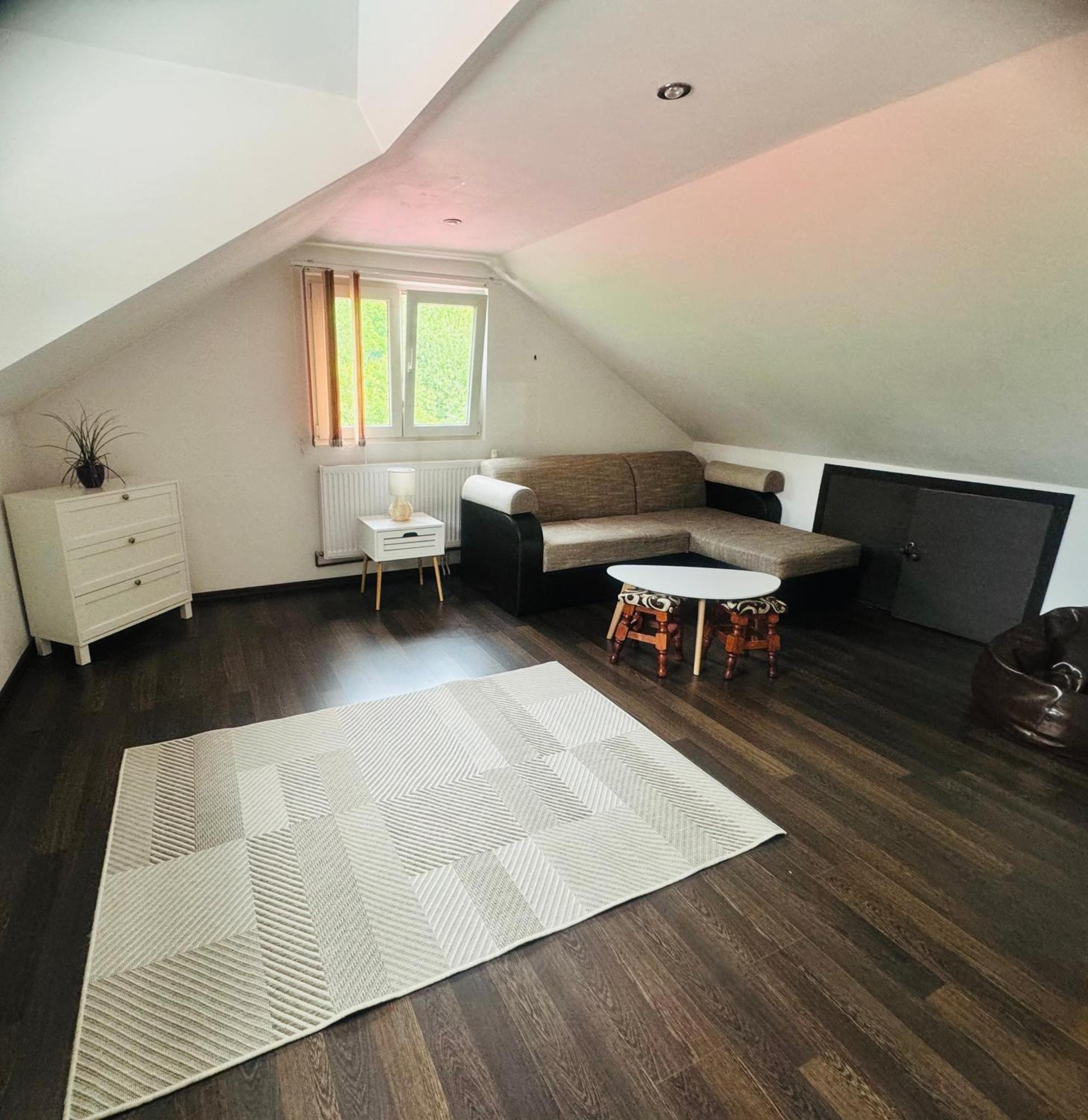 River Apartment Синая Екстериор снимка