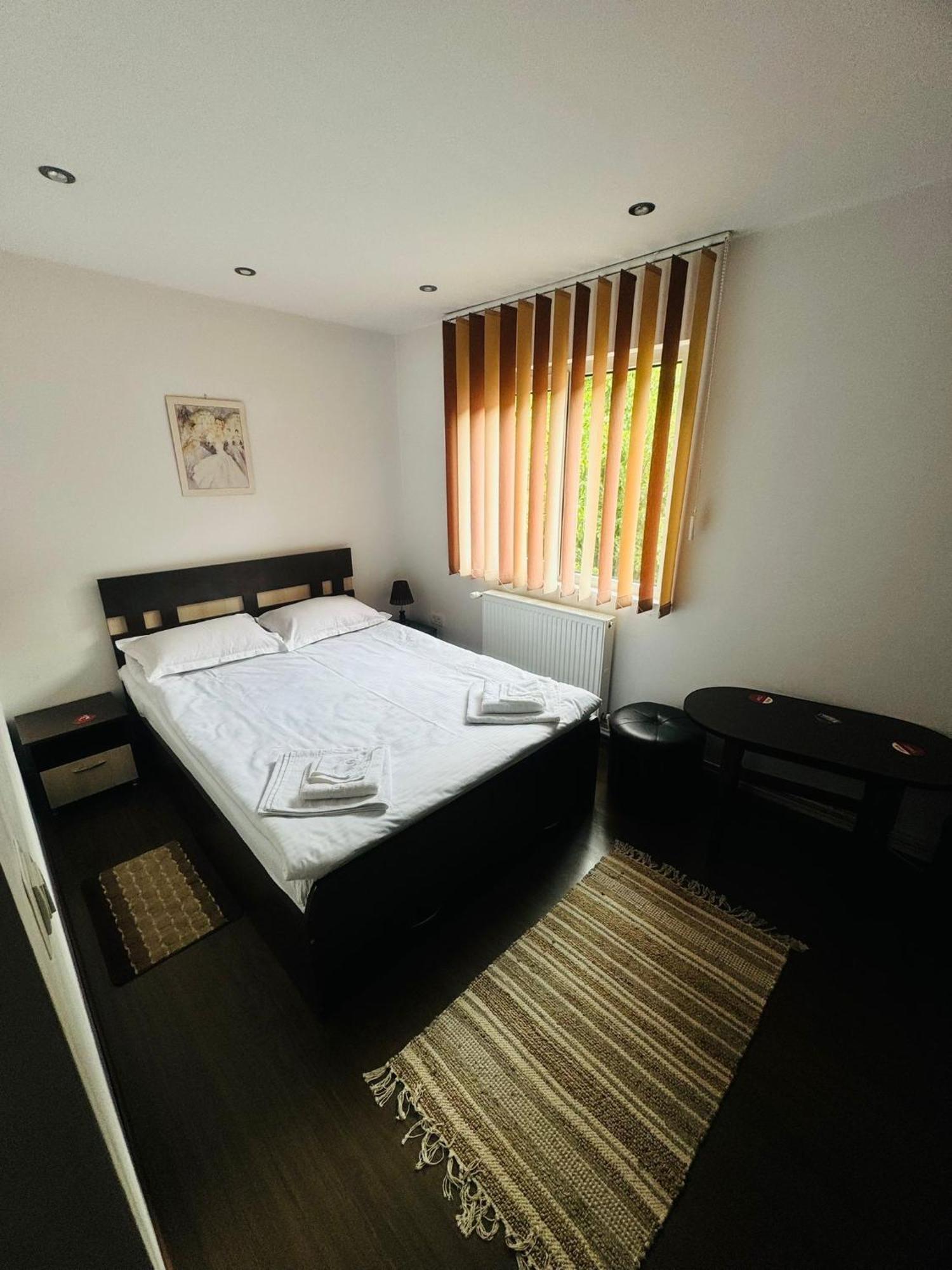 River Apartment Синая Екстериор снимка
