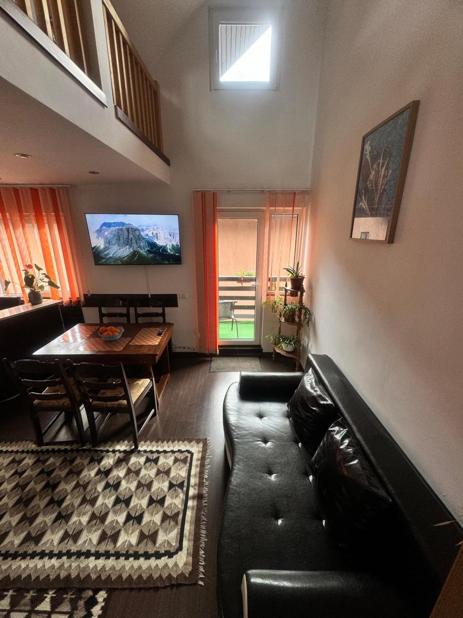 River Apartment Синая Екстериор снимка